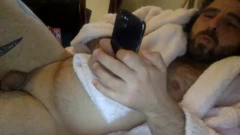 Snapshot of mazl0w chatting on 07/24/26, 05:05 mazl0w online show from 07/24/26, 05:05