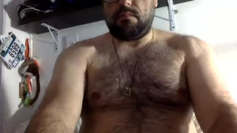 Snapshot of mbotve chatting on 07/07/26, 04:26 VzlaMan online show from 07/07/26, 04:26