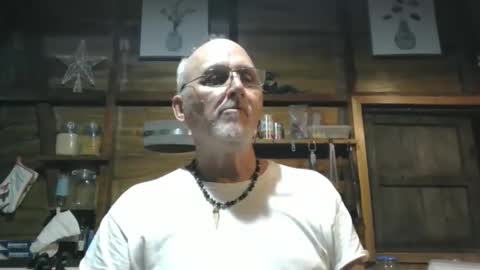 Snapshot of mbravo420 chatting on 11/29/25, 12:57 mbravo420 online show from 11/29/25, 12:57