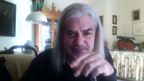 Snapshot of mc_manu chatting on 12/25/24, 12:37 Manu online show from 12/25/24, 12:37