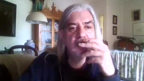 Manu online show from 12/25/24, 03:38