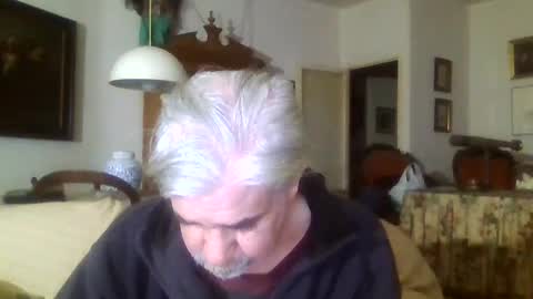 Snapshot of mc_manu chatting on 01/06/25, 07:45 Manu online show from 01/06/25, 07:45