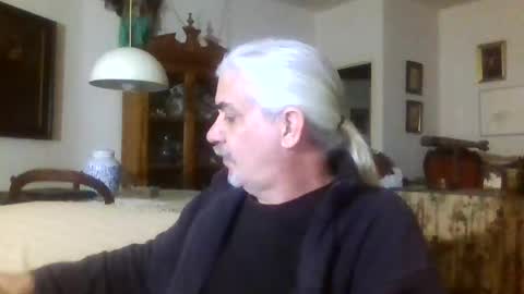 Snapshot of mc_manu chatting on 02/01/25, 08:05 Manu online show from 02/01/25, 08:05