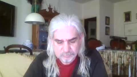 Manu online show from 02/06/25, 05:51