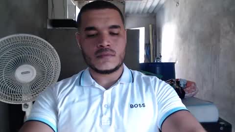 Snapshot of mcgregor_sexhot chatting on 12/11/24, 07:57 Mcgregor online show from 12/11/24, 07:57