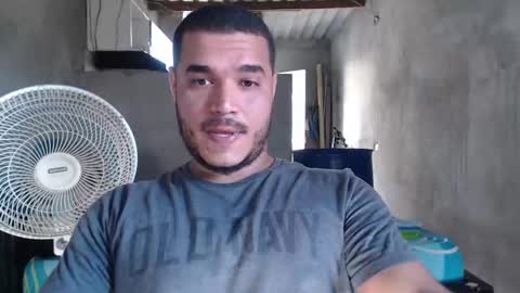 Snapshot of mcgregor_sexhot chatting on 12/17/24, 07:26 Mcgregor online show from 12/17/24, 07:26