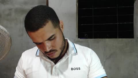 Snapshot of mcgregor_sexhot chatting on 12/22/24, 05:12 Mcgregor online show from 12/22/24, 05:12