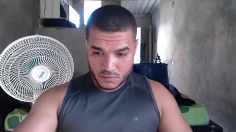 Snapshot of mcgregor_sexhot chatting on 01/10/25, 08:26 Mcgregor online show from 01/10/25, 08:26