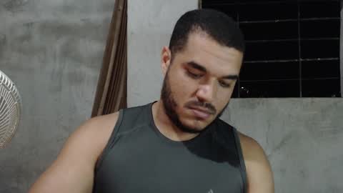 Snapshot of mcgregor_sexhot chatting on 01/20/25, 04:32 Mcgregor online show from 01/20/25, 04:32