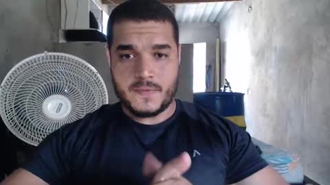 Snapshot of mcgregor_sexhot chatting on 01/25/25, 07:39 Mcgregor online show from 01/25/25, 07:39