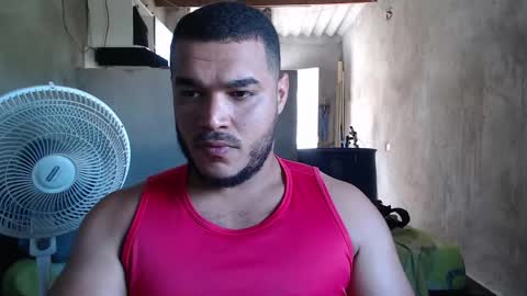 Snapshot of mcgregor_sexhot chatting on 02/09/25, 02:40 Mcgregor online show from 02/09/25, 02:40