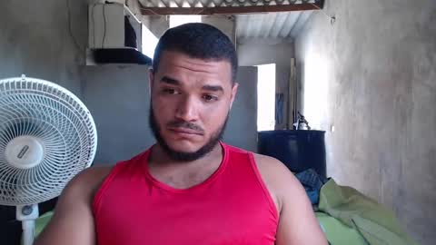 Snapshot of mcgregor_sexhot chatting on 02/12/25, 07:56 Mcgregor online show from 02/12/25, 07:56