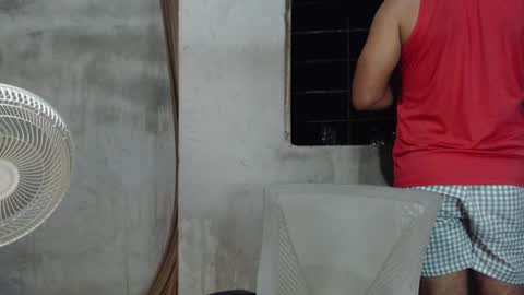 Snapshot of mcgregor_sexhot chatting on 02/14/25, 02:07 Mcgregor online show from 02/14/25, 02:07