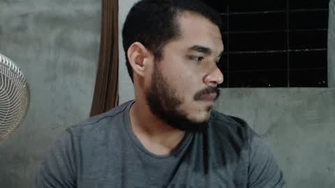 Snapshot of mcgregor_sexhot chatting on 03/08/25, 03:17 Mcgregor online show from 03/08/25, 03:17