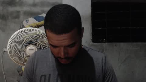 Snapshot of mcgregor_sexhot chatting on 09/29/25, 03:33 Mcgregor online show from 09/29/25, 03:33