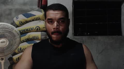 Snapshot of mcgregor_sexhot chatting on 10/11/25, 02:44 Mcgregor online show from 10/11/25, 02:44