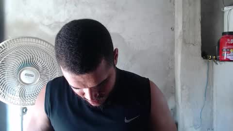 Snapshot of mcgregor_sexhot chatting on 11/09/25, 06:06 Mcgregor online show from 11/09/25, 06:06