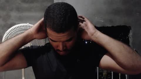 Snapshot of mcgregor_sexhot chatting on 11/13/25, 02:54 Mcgregor online show from 11/13/25, 02:54