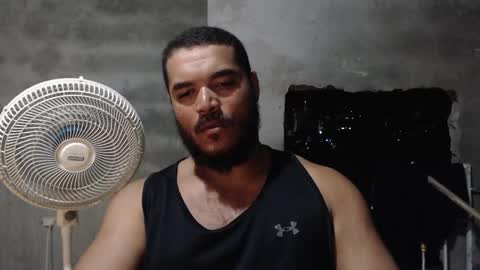 Snapshot of mcgregor_sexhot chatting on 11/15/25, 02:42 Mcgregor online show from 11/15/25, 02:42