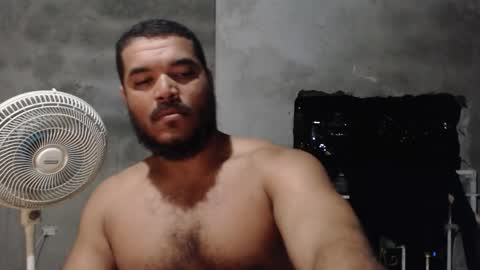 Snapshot of mcgregor_sexhot chatting on 11/18/25, 12:38 Mcgregor online show from 11/18/25, 12:38