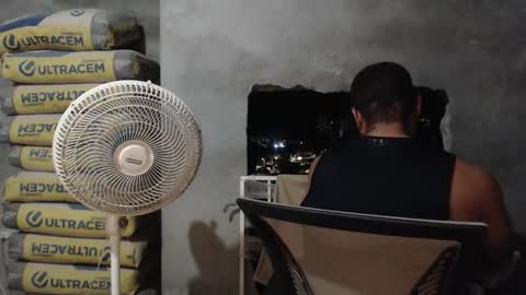 Snapshot of mcgregor_sexhot chatting on 01/16/26, 02:48 Mcgregor online show from 01/16/26, 02:48