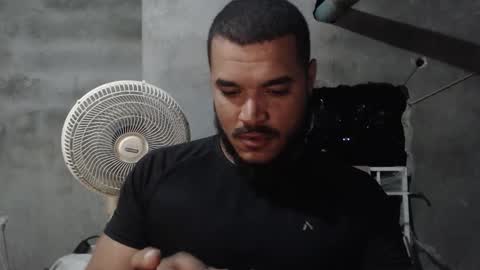 Snapshot of mcgregor_sexhot chatting on 02/11/26, 04:28 Mcgregor online show from 02/11/26, 04:28