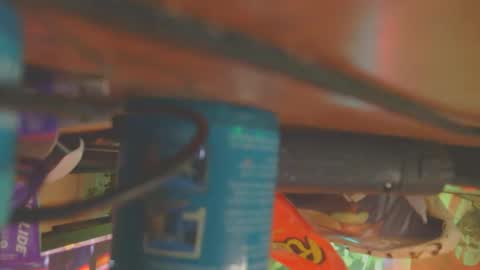 Snapshot of mdtpoker chatting on 11/08/25, 08:18 Poker online show from 11/08/25, 08:18