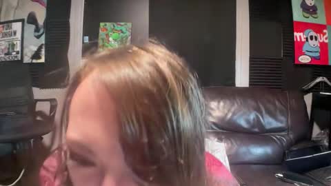 Snapshot of mdtrapn chatting on 03/18/26, 11:35 Mac D online show from 03/18/26, 11:35