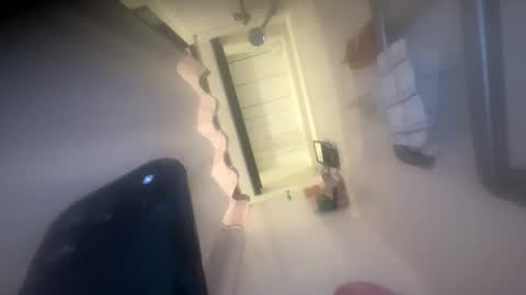 Snapshot of mdurand1137 chatting on 05/08/26, 10:37 Dens cam online show from 05/08/26, 10:37