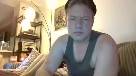 me2283 online show from 12/23/24, 04:12