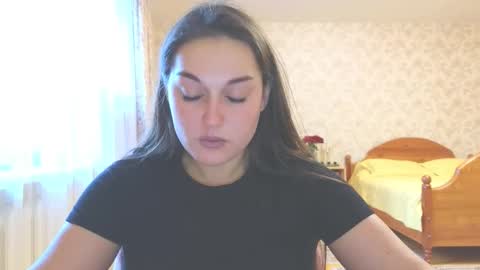 Snapshot of me_lissa_sun chatting on 09/18/25, 04:14 Melissa online show from 09/18/25, 04:14