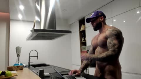 Snapshot of mealphamale chatting on 02/16/26, 08:27 Alpha Male online show from 02/16/26, 08:27