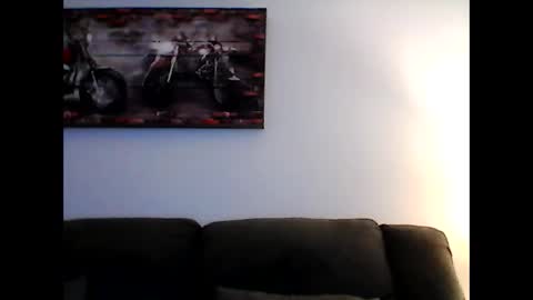 me at home online show from 01/10/25, 05:34