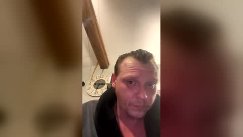 Snapshot of meatmallet2469 chatting on 02/18/26, 03:24 Meatmallet online show from 02/18/26, 03:24