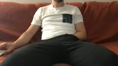 Snapshot of mecc2c chatting on 02/09/25, 02:07 mecc2c online show from 02/09/25, 02:07