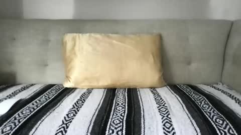 Snapshot of mecc2c chatting on 11/10/25, 02:38 mecc2c online show from 11/10/25, 02:38