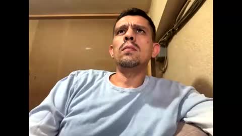 Snapshot of mecera83 chatting on 10/05/25, 03:10 mecera83 online show from 10/05/25, 03:10