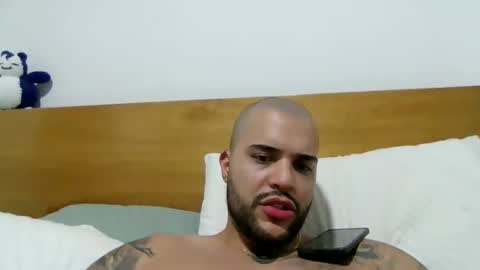 Snapshot of medellindrak chatting on 12/24/24, 09:22 filippoae online show from 12/24/24, 09:22