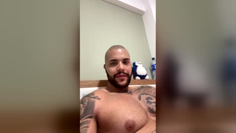 Snapshot of medellindrak chatting on 12/23/25, 12:41 filippoae online show from 12/23/25, 12:41