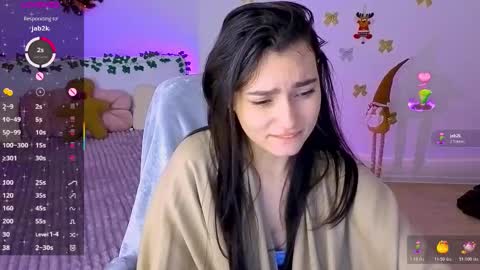 Snapshot of medina_andress chatting on 01/18/26, 10:13 Dina online show from 01/18/26, 10:13