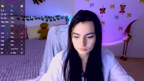 Snapshot of medina_andress chatting on 02/02/26, 05:22 Dina online show from 02/02/26, 05:22