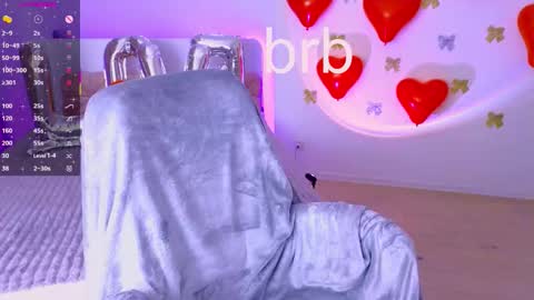 Snapshot of medina_andress chatting on 02/09/26, 09:41 Dina online show from 02/09/26, 09:41