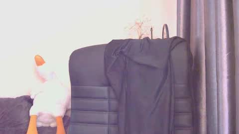 Oltereodora-lima online show from 11/25/25, 11:10