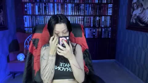 Medusa online show from 11/21/25, 08:57