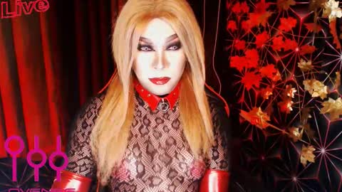 Snapshot of medusaprey chatting on 10/24/25, 07:32 THE QUEEN ALPHA Queen Medusa Prey online show from 10/24/25, 07:32