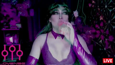 Snapshot of medusaprey chatting on 02/03/26, 02:53 THE QUEEN ALPHA Queen Medusa Prey online show from 02/03/26, 02:53