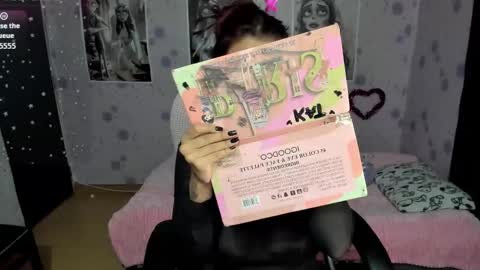 Katrina online show from 12/17/25, 10:16