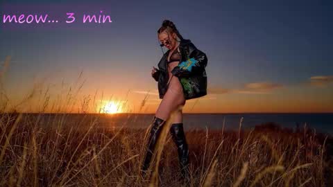 Sweet Meow nonude online show from 10/27/25, 12:58