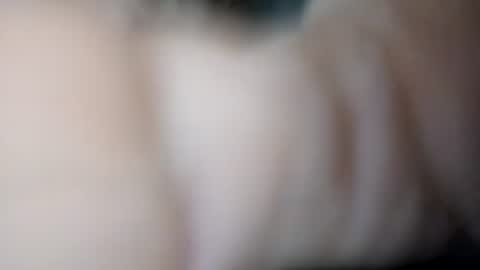 Snapshot of meeeetmee chatting on 12/28/24, 09:19 Vanilllaice online show from 12/28/24, 09:19