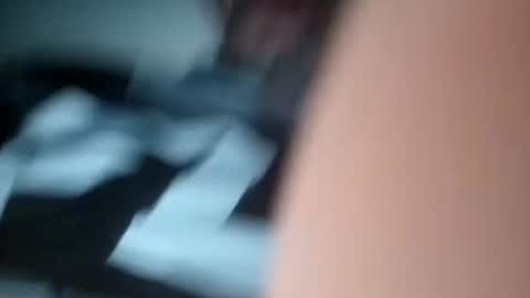 Snapshot of meeeetmee chatting on 10/05/25, 08:51 Vanilllaice online show from 10/05/25, 08:51